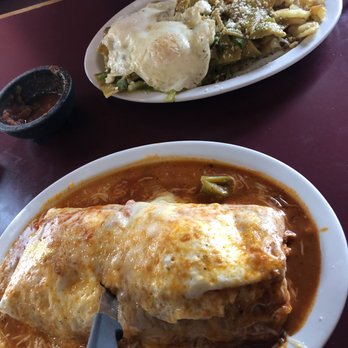 Maya Mexican Restaurant - Burrito Ranchero de asada Y chilaquiles - Mexican Near Me - Wilmington, California Maya Mexican Restaurant - Burrito Ranchero de asada Y chilaquiles - Mexican Near Me - Wilmington, California