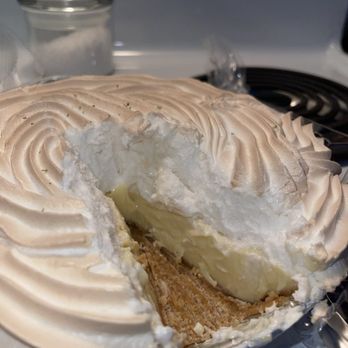 Blond Giraffe Key Lime Pie Factory - Desserts Near Me - Tavernier, Florida Blond Giraffe Key Lime Pie Factory - Desserts Near Me - Tavernier, Florida