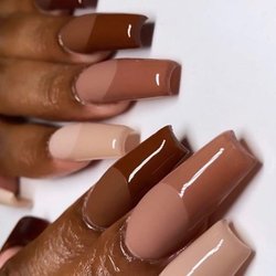 Deluxe Nails and Spa - This is a picture of what I asked for