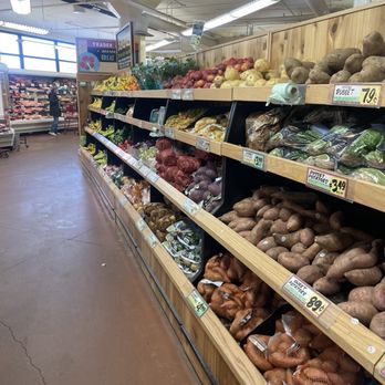 Trader Joe's - Grocery Near Me - Chicago, Illinois