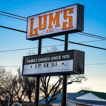 Lum's - Sign - Barbeque Near Me - Junction, Texas Lum's - Sign - Barbeque Near Me - Junction, Texas