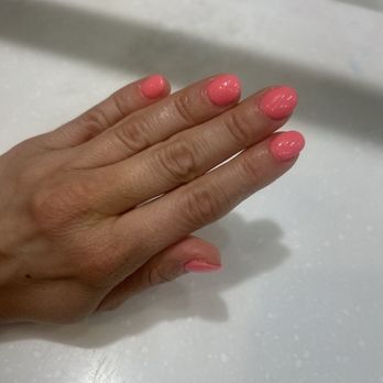 Madelyn Chicago Nail Spa - Nail Salons Near Me - Chicago, Illinois