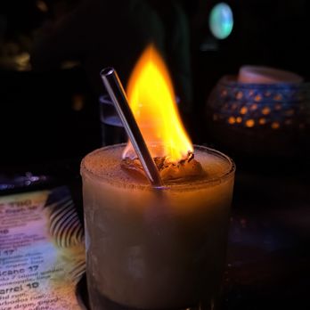 UnderTow Gilbert - Cocktail Bars Near Me - Gilbert, Arizona