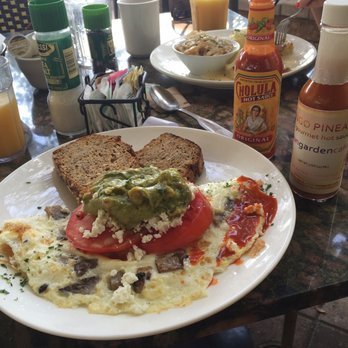 Sun Garden Cafe - Veggie egg white omelette and eggs benny - Breakfast & Brunch Near Me - Sarasota, Florida