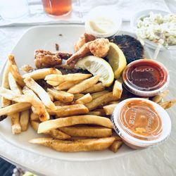 Sunset Cafe Waterfront Grill & Bar