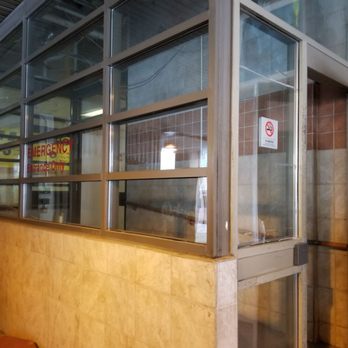 St Michael's Hospital - Walk in entrance - Hospitals Near Me - Toronto, Ontario