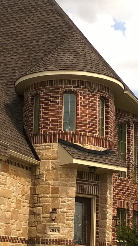 Slide of Havel Roofing Solutions