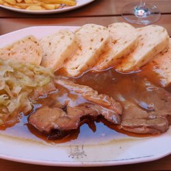 Schmankerl am Eck - Böhmischer Schweinebraten