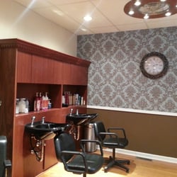 Shear Bliss Salon - Shampoo area