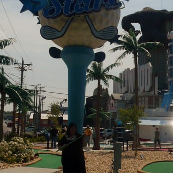 Shoot for the Stars Mini-Golf - Shoot for the Stars Ball - Mini Golf Near Me - Branson, Missouri Shoot for the Stars Mini-Golf - Shoot for the Stars Ball - Mini Golf Near Me - Branson, Missouri