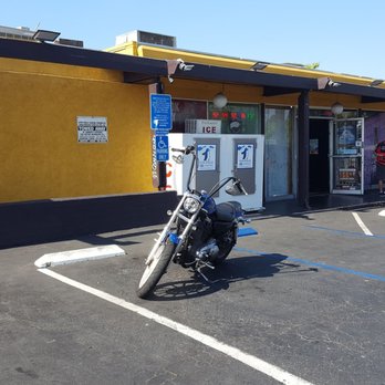 The Bottle House - Parking & Store Entrance - Beer, Wine & Spirits Near Me - San Diego, California
