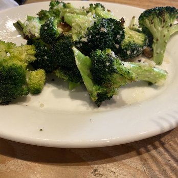 Doc B's Restaurant + Bar - Sauteed Broccoli - New American Near Me - Chicago, Illinois