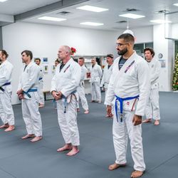 At Six Blades Jiu-Jitsu you will access Jiu-Jitsu programs that follows a curriculum, so students have continuity of their learning