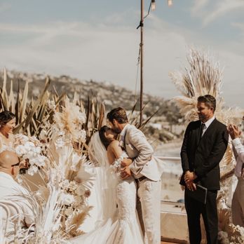 The Wedding Pastors - Officiants Near Me The Wedding Pastors - Officiants Near Me