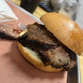 Roaming Buffalo BBQ - Brisket sandwich - Barbeque Near Me - Denver, Colorado