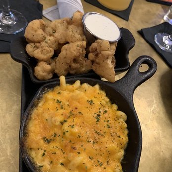 Taste Bar + Kitchen - Smoked Gouda Mac & cheese + fried cauliflower - Cocktail Bars Near Me - Houston, Texas Taste Bar + Kitchen - Smoked Gouda Mac & cheese + fried cauliflower - Cocktail Bars Near Me - Houston, Texas