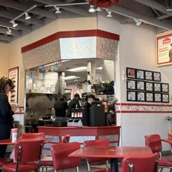 Freddy's Frozen Custard & Steakburgers