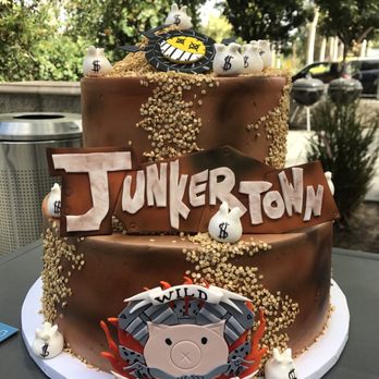 Ray Cakes - Custom Cakes Near Me Ray Cakes - Custom Cakes Near Me