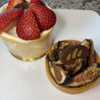 Sweet Wheat - Fantastic fraisier and magnificent, seasonal fig tartlet! - Bakeries Near Me - Redondo Beach, California