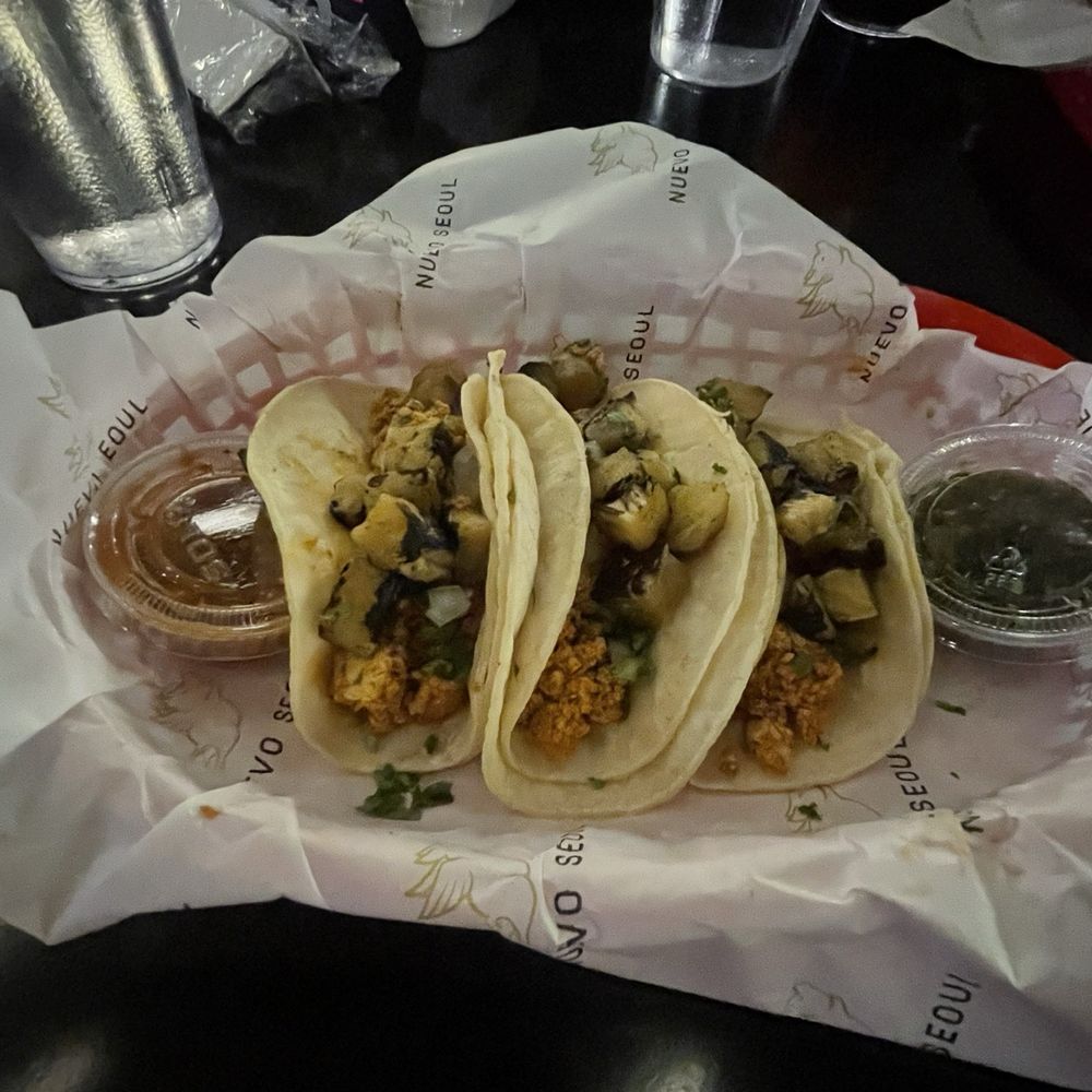 Nuevo Seoul - Al pastor tofu tacos - Asian Fusion Near Me - Detroit, Michigan Nuevo Seoul - Al pastor tofu tacos - Asian Fusion Near Me - Detroit, Michigan