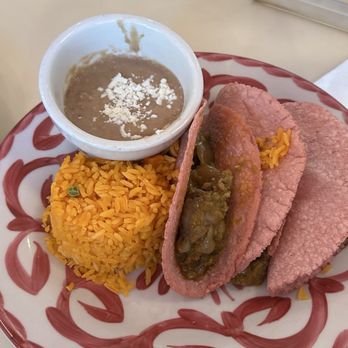Cafecito - Tacos with carne con chile - Mexican Near Me - Fort Worth, Texas