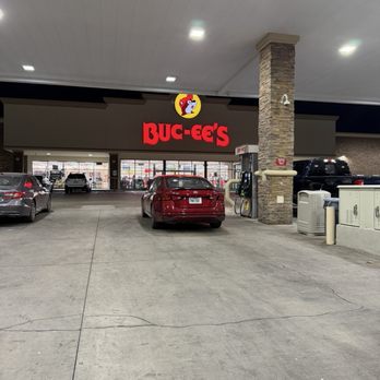Buc-ee's - Convenience Stores Near Me - Bastrop, Texas