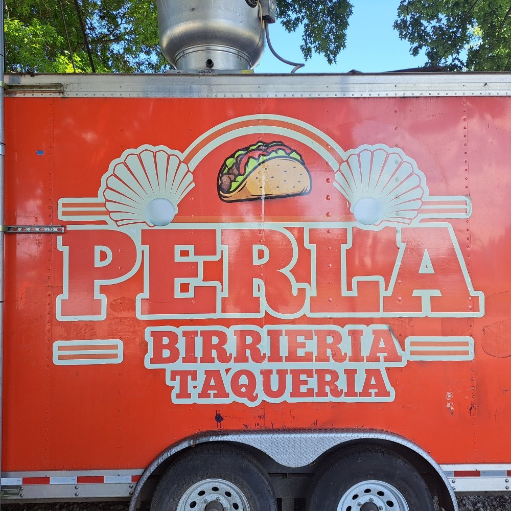 Taqueria Birrieria Perla