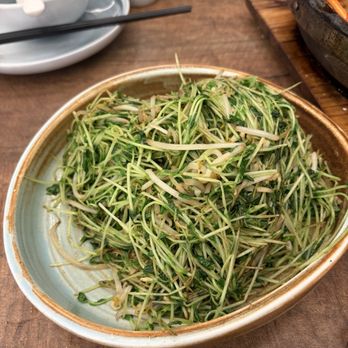 Mr Stonepot - Chinese Near Me - Chatswood, NSW