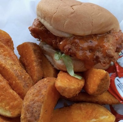 Grits and Things by null