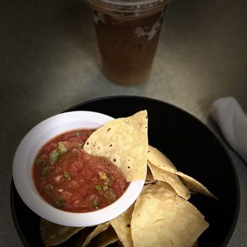 The Little One - Chips/salsa and a horchata coffee (10/2023) - Mexican Near Me - Tucson, Arizona