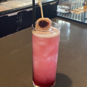 Honey Bar - Eye Roll - Sports Bars Near Me - Reno, Nevada