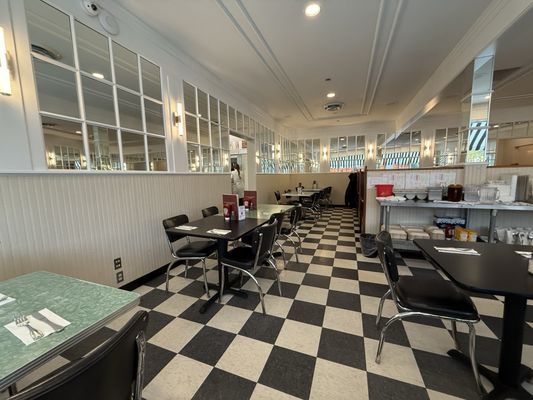 Convention Grill by null