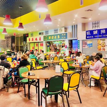 Alice’s Kitchen - interior - Noodles Near Me - Temple City, California