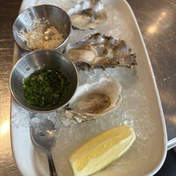 Southpark Seafood - Oysters from "Bubbles and Bivalves" - Seafood Near Me - Portland, Oregon