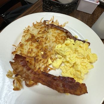 Jony's Breakfast & Lunch Restaurant - Breakfast & Brunch Near Me - Tukwila, Washington