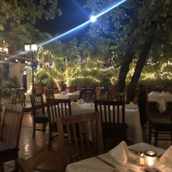 Coconuts - Restaurant patio - Mexican Near Me - Zihuatanejo, GRO Coconuts - Restaurant patio - Mexican Near Me - Zihuatanejo, GRO