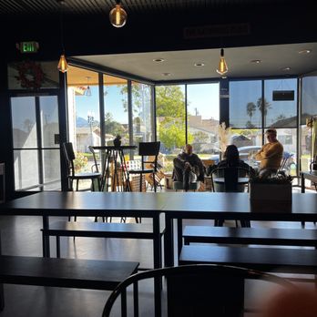 Pressed + Flower - inside - Coffee & Tea Near Me - Azusa, California