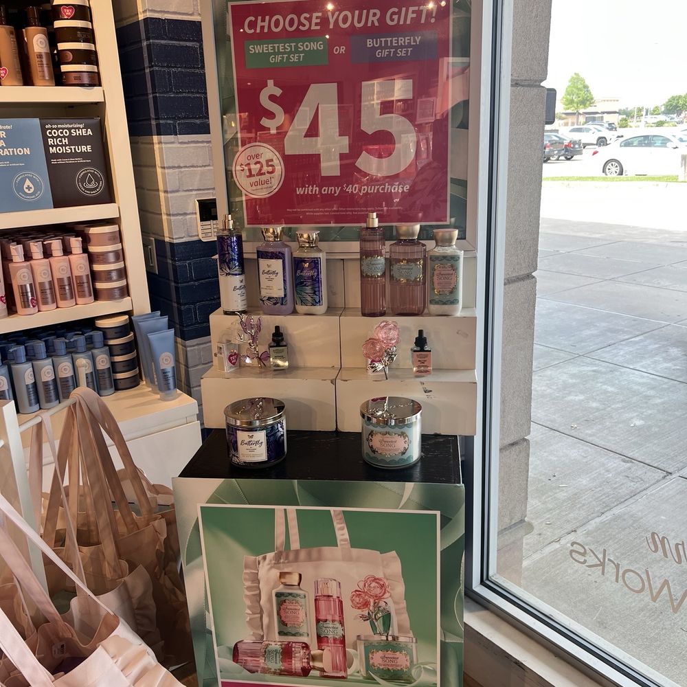 Bath & Body Works - Mother's Day Special - Cosmetics & Beauty Supply Near Me - Richmond, Texas