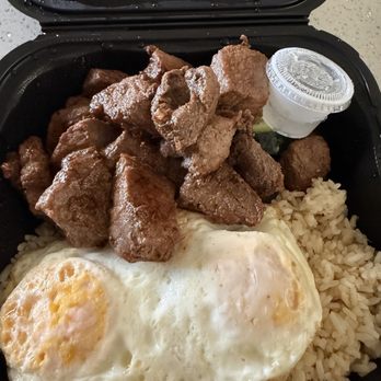 Kusina at Lumpia - Supposedly tapsilog???!! - Filipino Near Me - Sacramento, California Kusina at Lumpia - Supposedly tapsilog???!! - Filipino Near Me - Sacramento, California