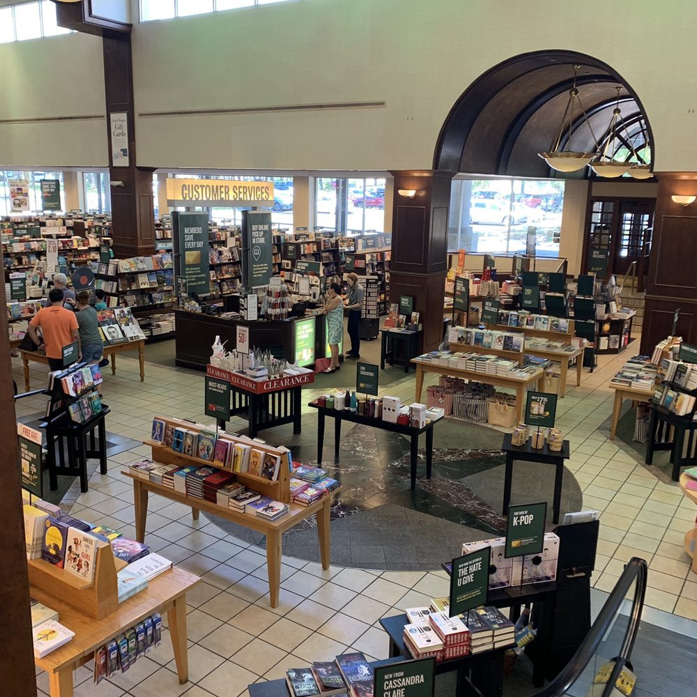 Barnes & Noble - Austin - First floor - Bookstores Near Me - Austin, Texas Barnes & Noble - Austin - First floor - Bookstores Near Me - Austin, Texas