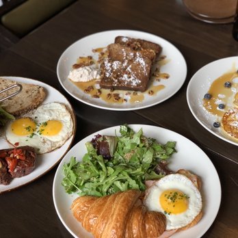 Ricarda's - Mediterranean Near Me - Toronto, Ontario