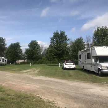 Oshvegas Palms - Here is a spot for you. Easy in-easy out - RV Parks Near Me - Oshkosh, Wisconsin