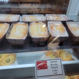 Lemon Pound Cake