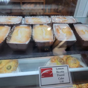 Pane d'Amore - Lemon ricotta pound cake YUM - Bakeries Near Me - Bainbridge Island, Washington Pane d'Amore - Lemon ricotta pound cake YUM - Bakeries Near Me - Bainbridge Island, Washington