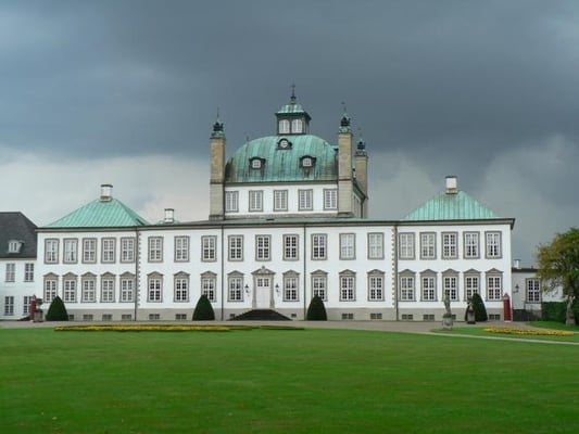 Frederiksborg Castle by null