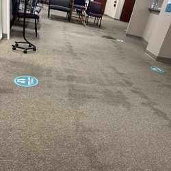 Capital Orthopaedic Specialists - Lanham - Dirty carpets! Not the kind of atmosphere you want to be in at a doctors!