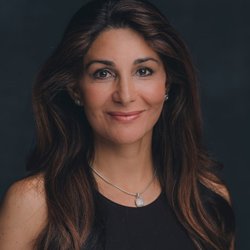 Hedieh Arbabzadeh, MD - Stop by our office and meet Dr. Hedieh. She's the Central Valley's plastic surgery expert.