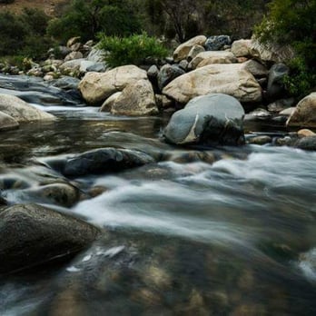 Buckeye Tree Lodge & Cabins - The creek just a few steps from our room... - Hotels Near Me - Three Rivers, California