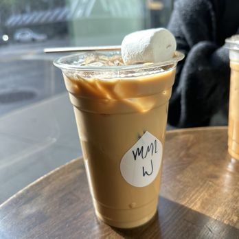 Big Shoulders Coffee - Marshmello Latte - Coffee Roasteries Near Me - Chicago, Illinois Big Shoulders Coffee - Marshmello Latte - Coffee Roasteries Near Me - Chicago, Illinois