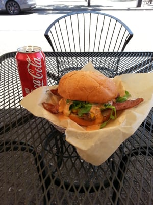 The People’s Burger by null